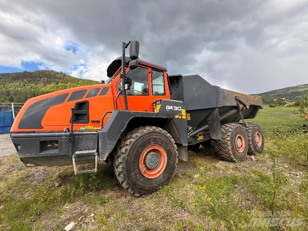Doosan DA 30 铰接式自卸车