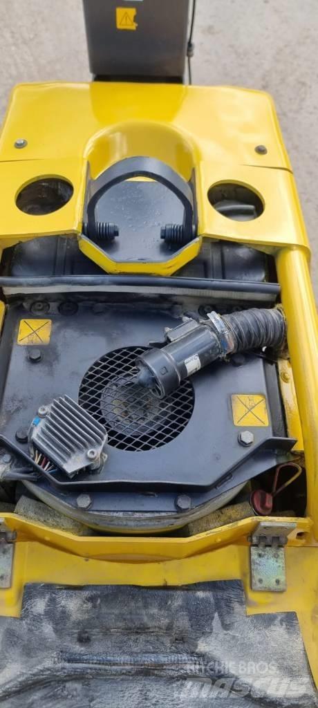 Atlas Copco LH 700 平板夯