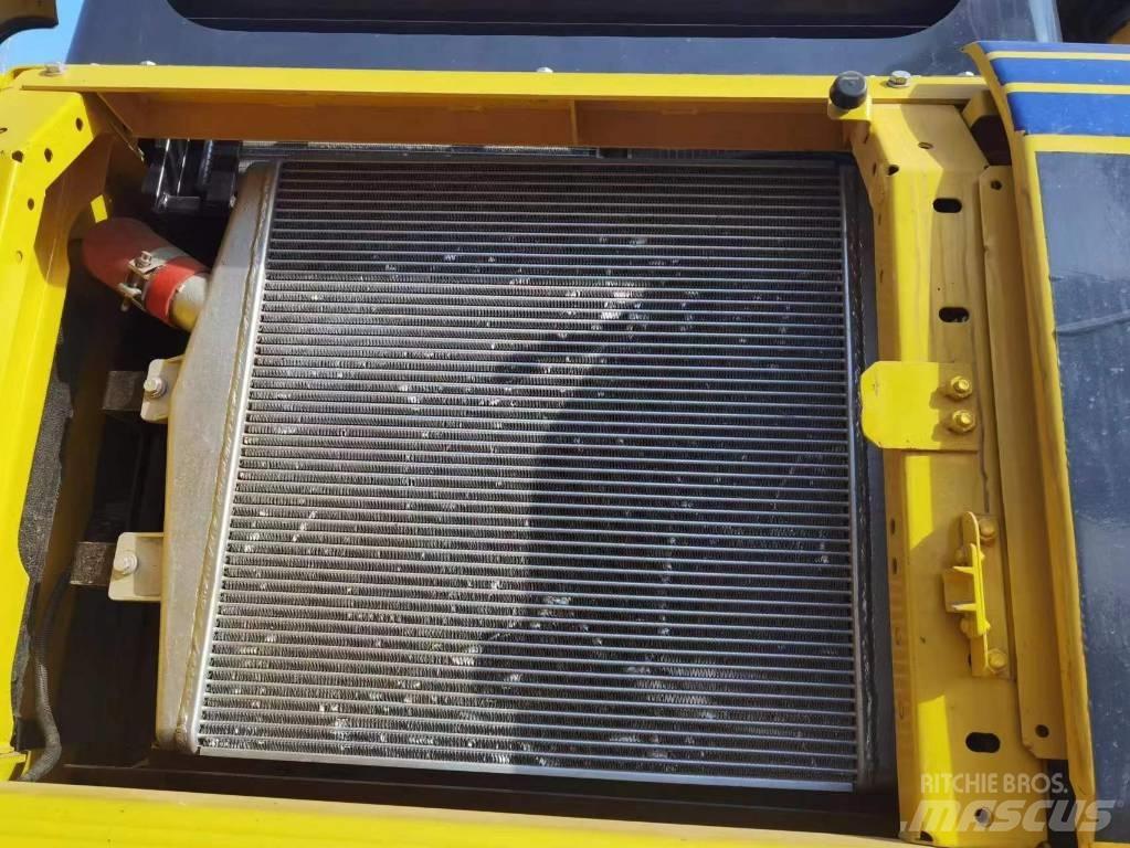 Komatsu PC 450-8 履带挖掘机