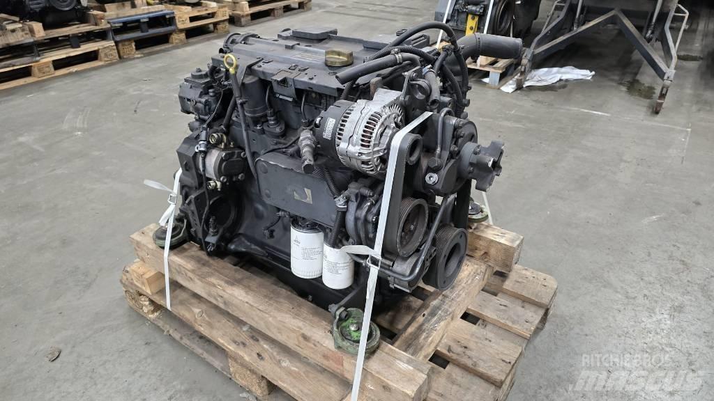 Deutz BF4M2012 发动机