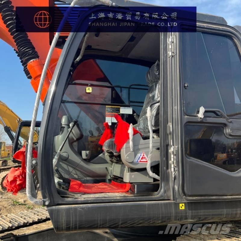 Hitachi ZX 240 履带挖掘机