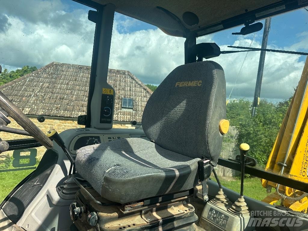 Fermec 860 SE 反铲装载机