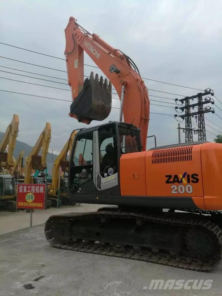 Hitachi zx200 履带挖掘机