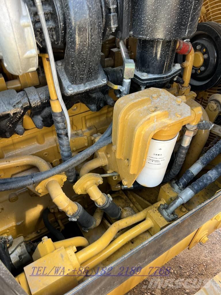 Shantui SD32 履带式推土机