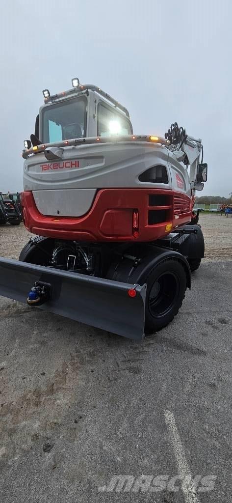 Takeuchi TB 395 W 轮式挖掘机