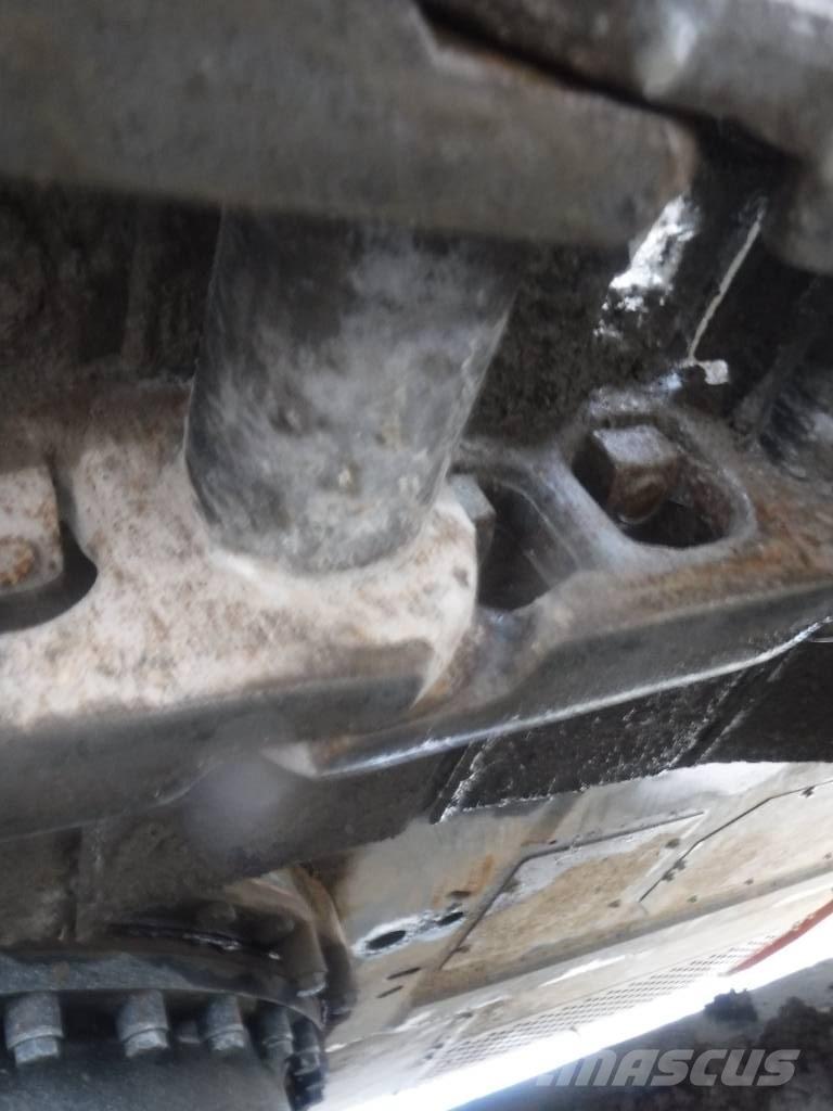 Hitachi ZX 300 LC-7 履带挖掘机