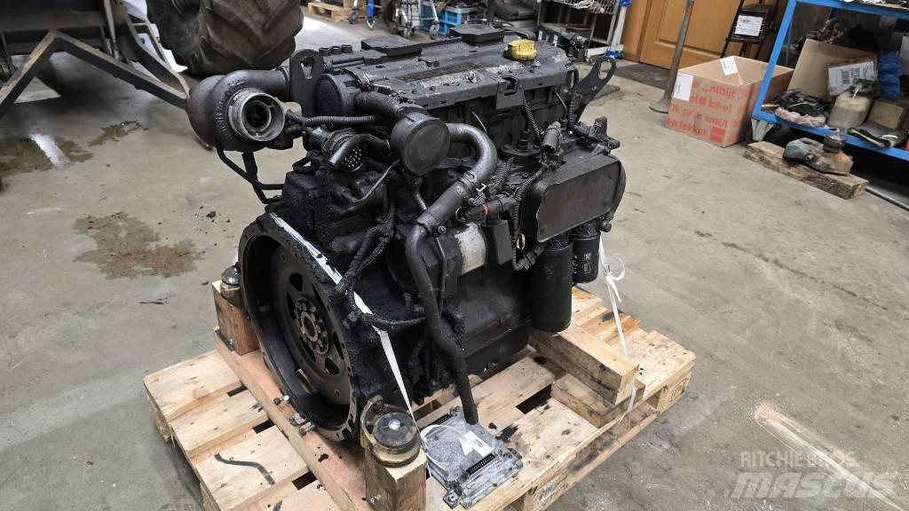 Deutz TD2012L042V 发动机