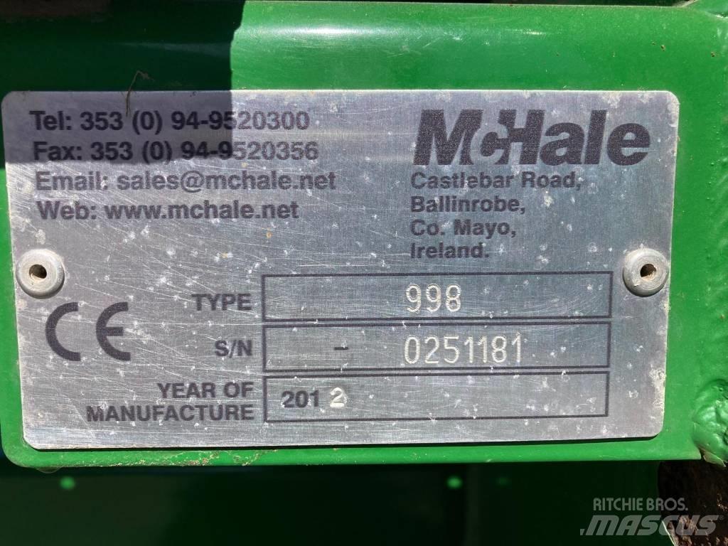 McHale 998 牧草包膜机