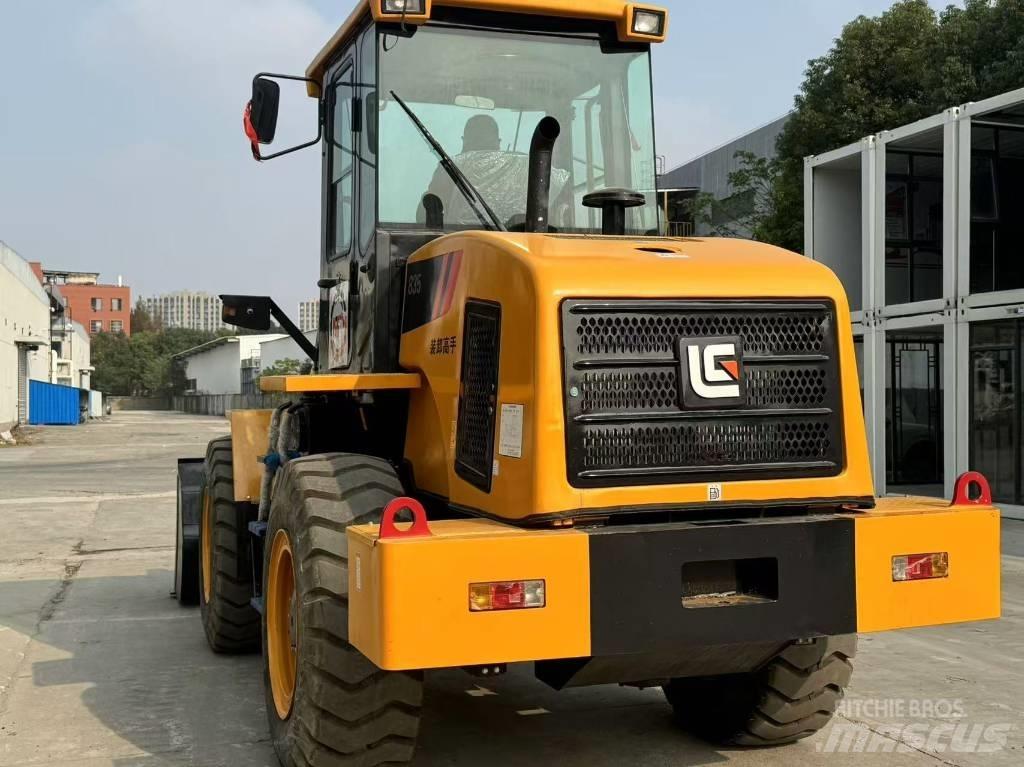 LiuGong CLG 835 轮式装载机