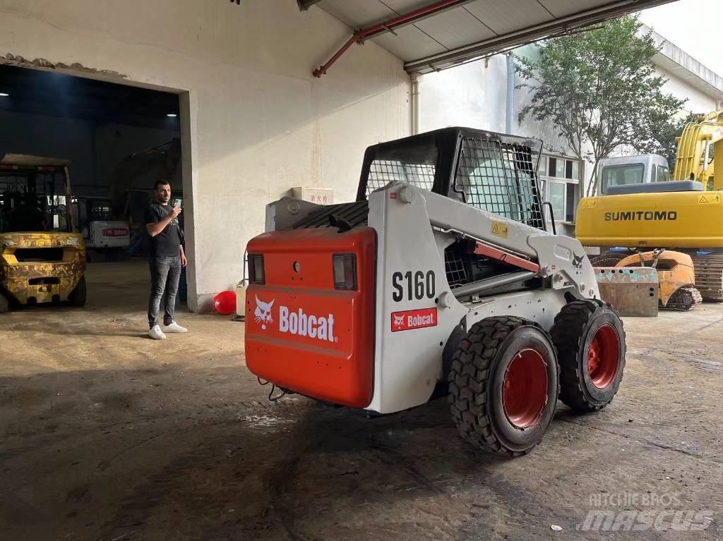 Bobcat S 160 滑移装载机