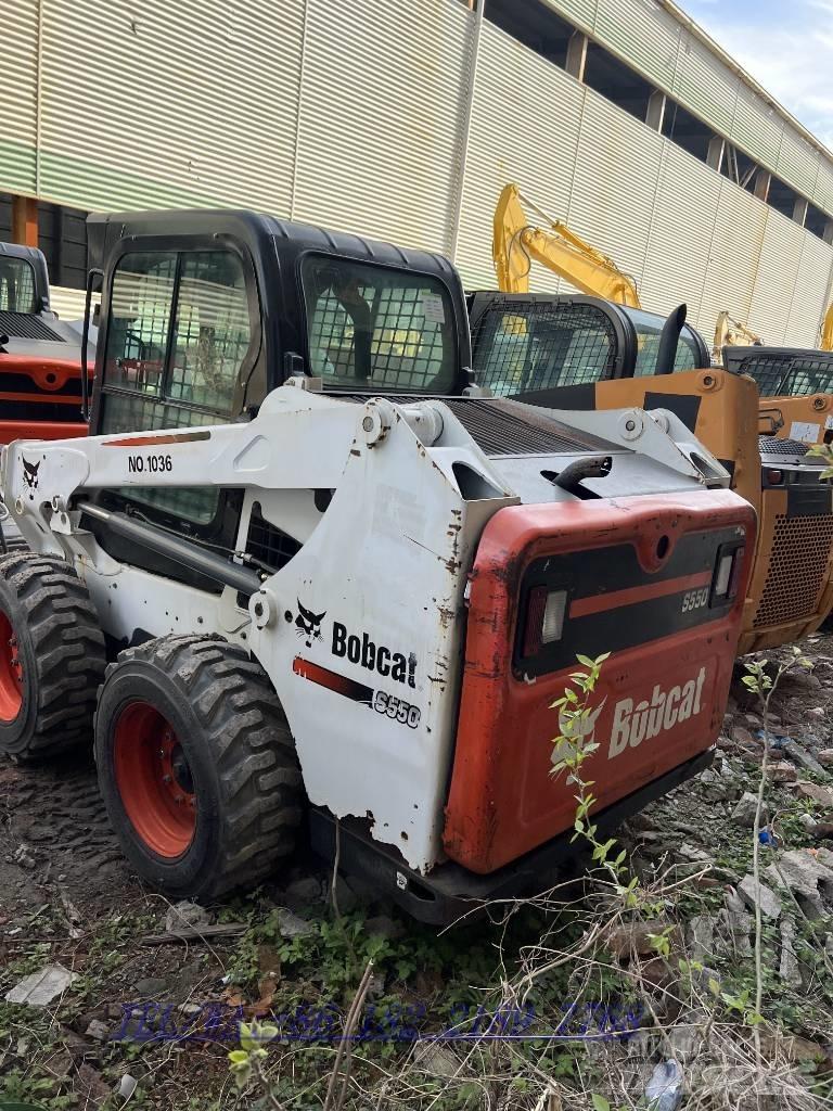Bobcat S550 滑移装载机