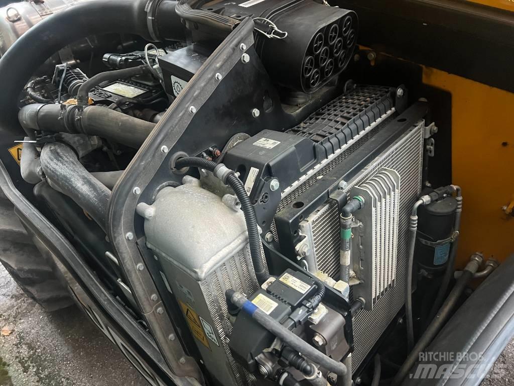 JCB 535-95 伸缩臂叉装车|叉装车