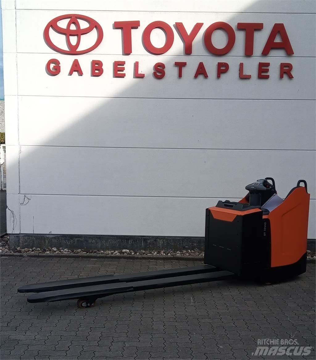 Toyota LPE 250 手摇升降机