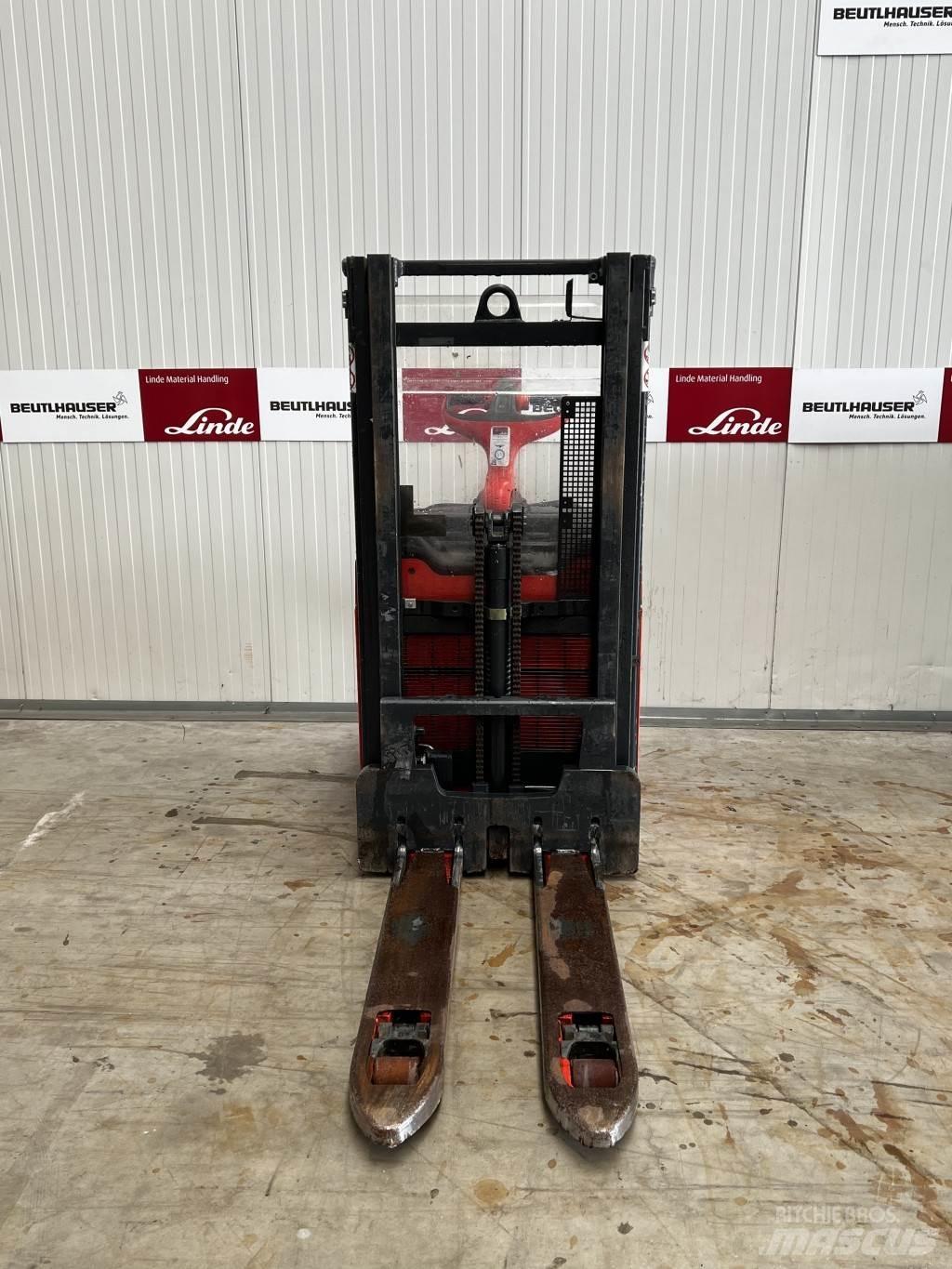 Linde D12AP 手推堆垛车