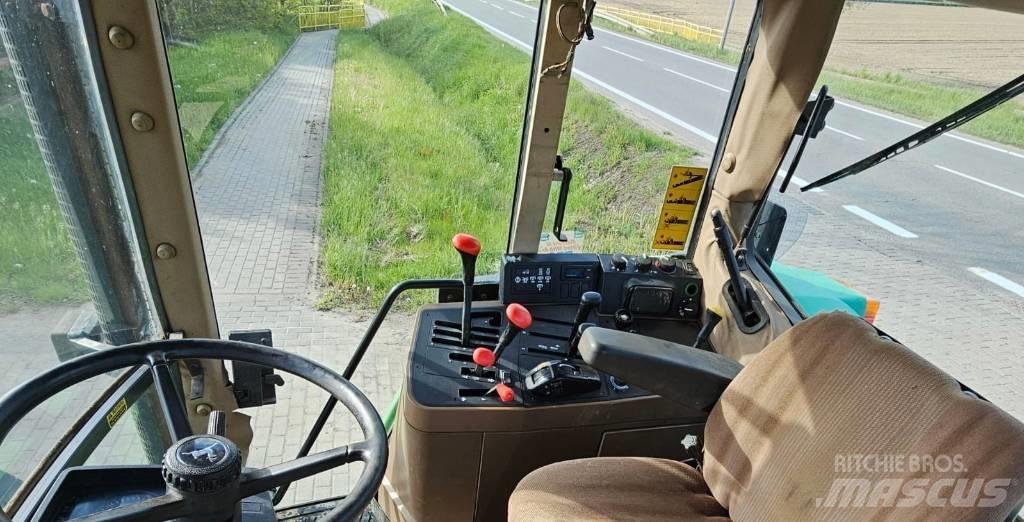 John Deere 6800 拖拉机/农用车
