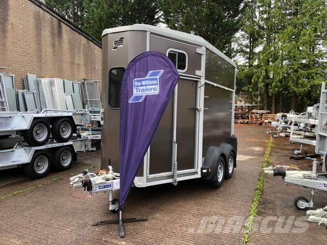 Ifor Williams HB 506 牲畜运输半挂车