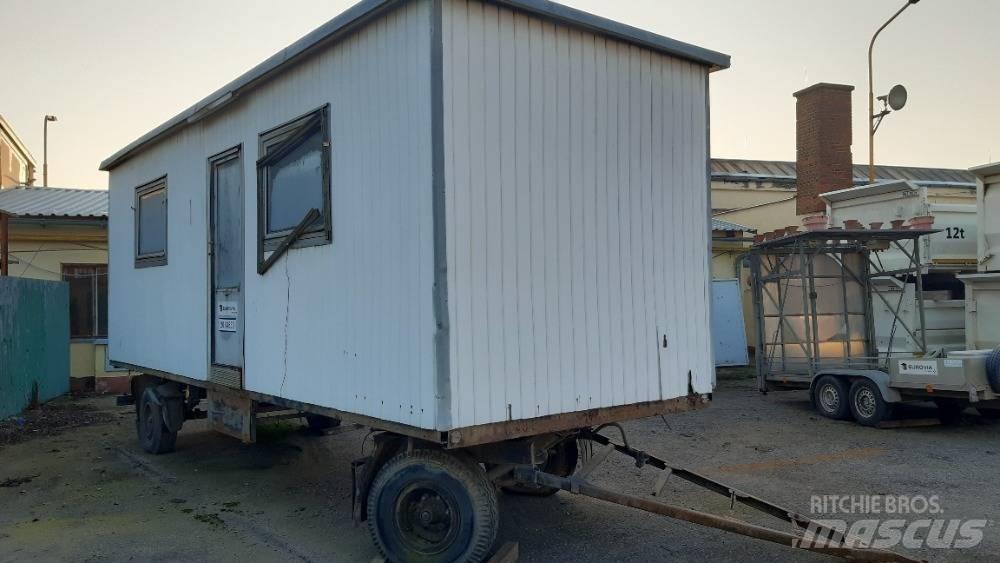 BSS maringotka 厢式拖车