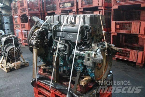 Volvo D12D 发动机