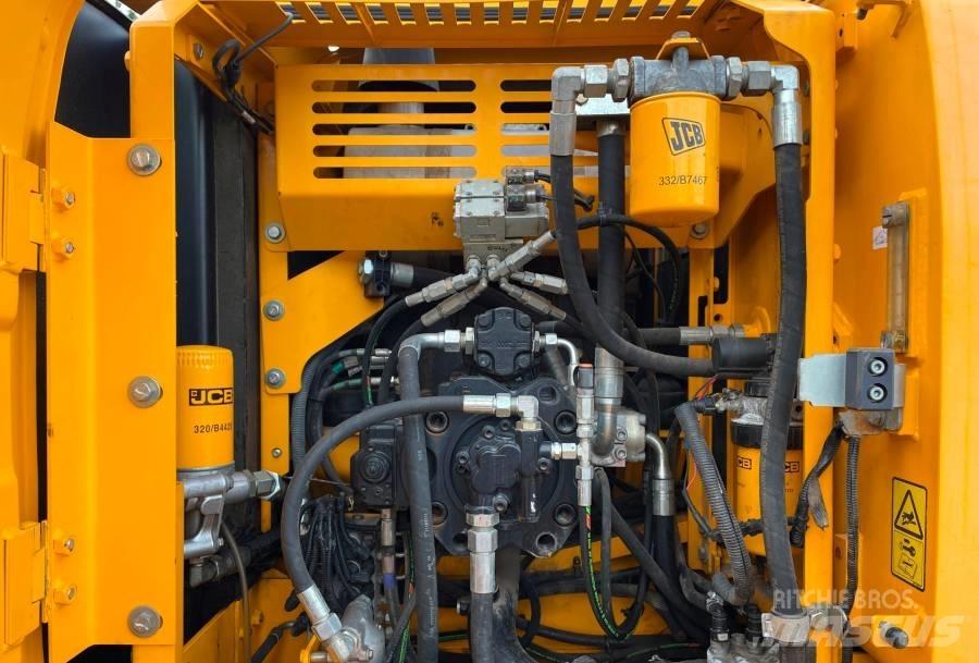 JCB JS 220 N LC 履带挖掘机