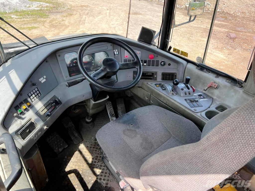 Volvo A40D 铰接式自卸车