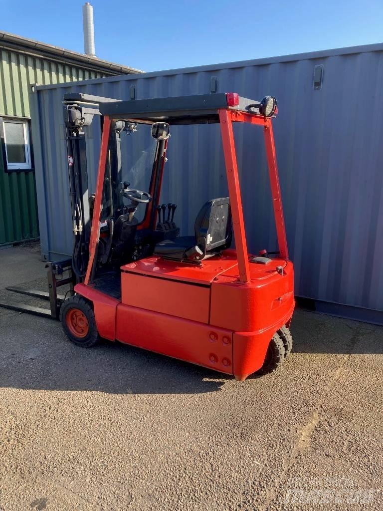 Linde E16 电动叉车