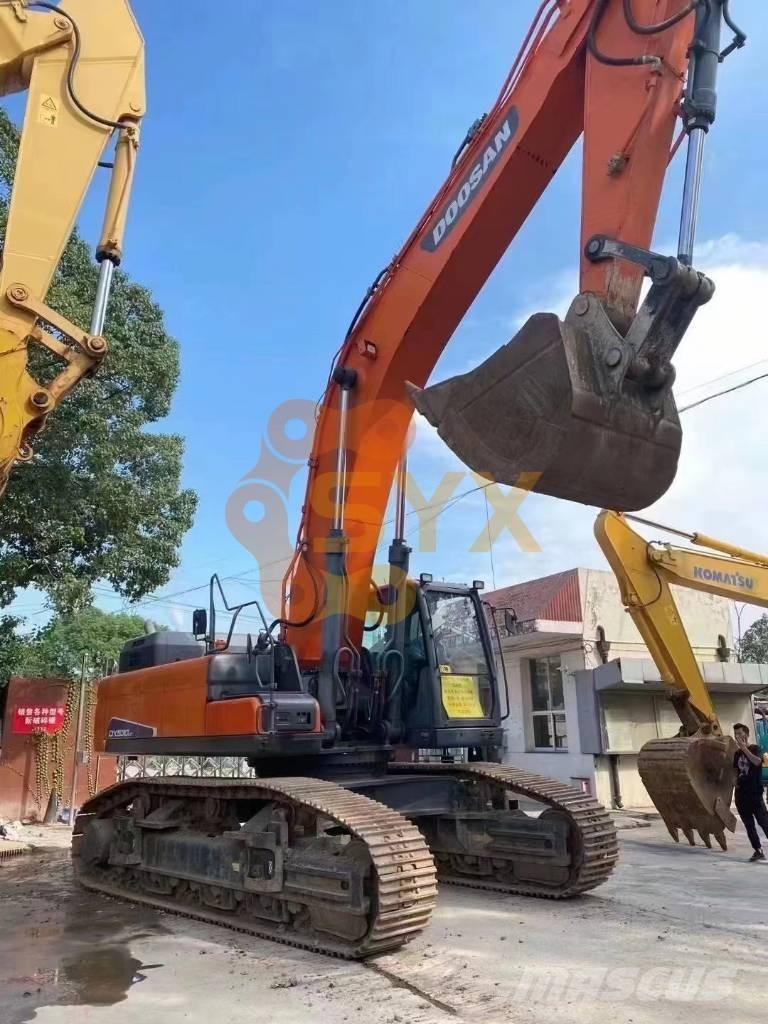 Doosan DX530 LC 履带挖掘机