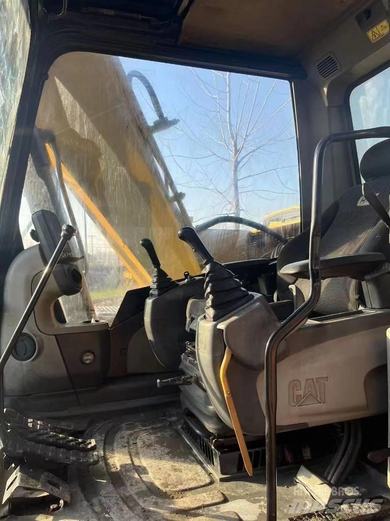 CAT 312d 履带挖掘机