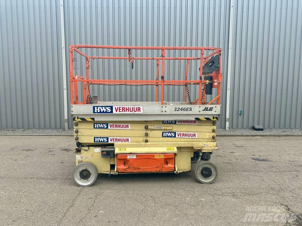 JLG 3246 ES 剪叉式升降机