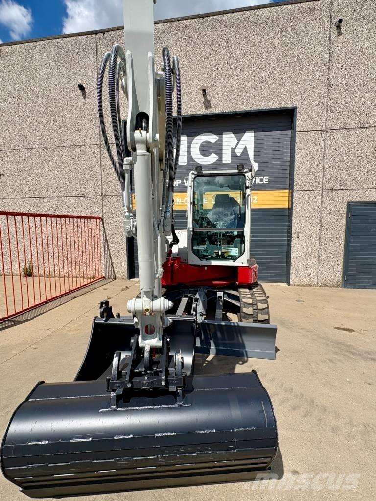Takeuchi TB 257 FR 小型挖掘机