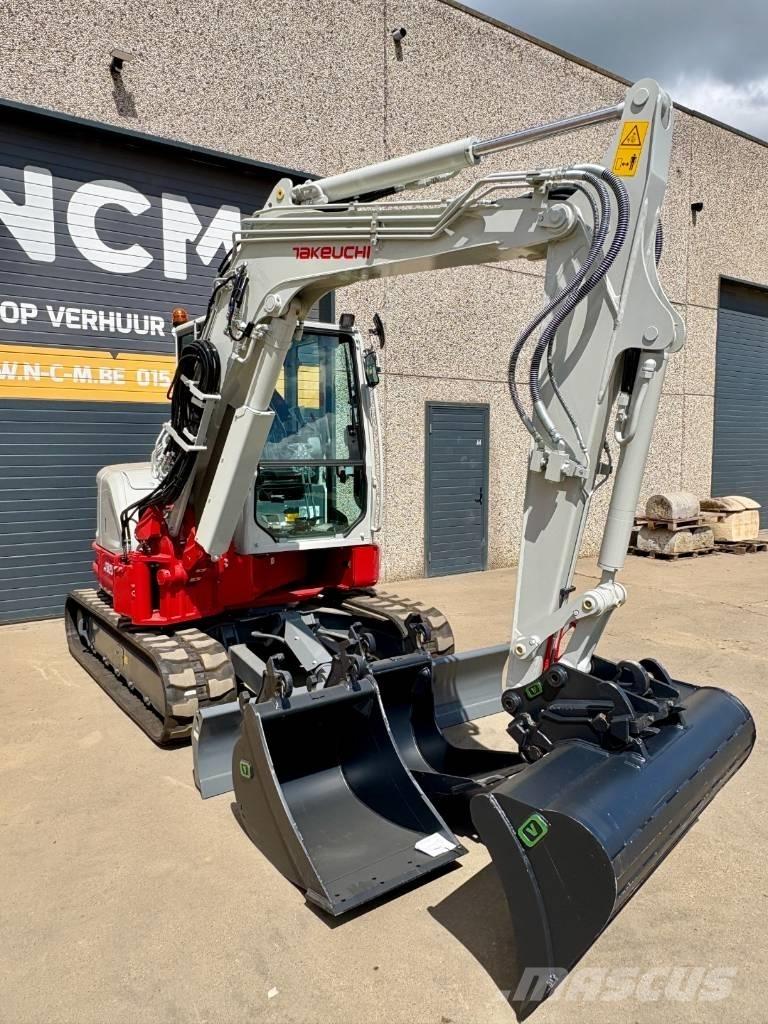 Takeuchi TB 257 FR 小型挖掘机