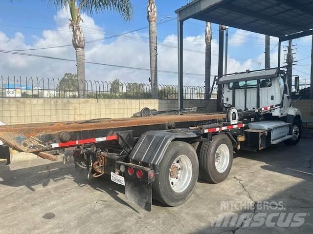 Freightliner 114SD 可拆卸式卡车