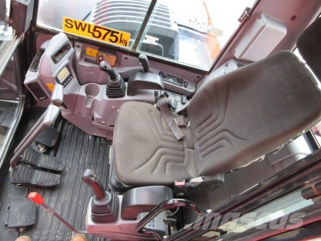 Kubota KX080-4α2 中型挖掘机