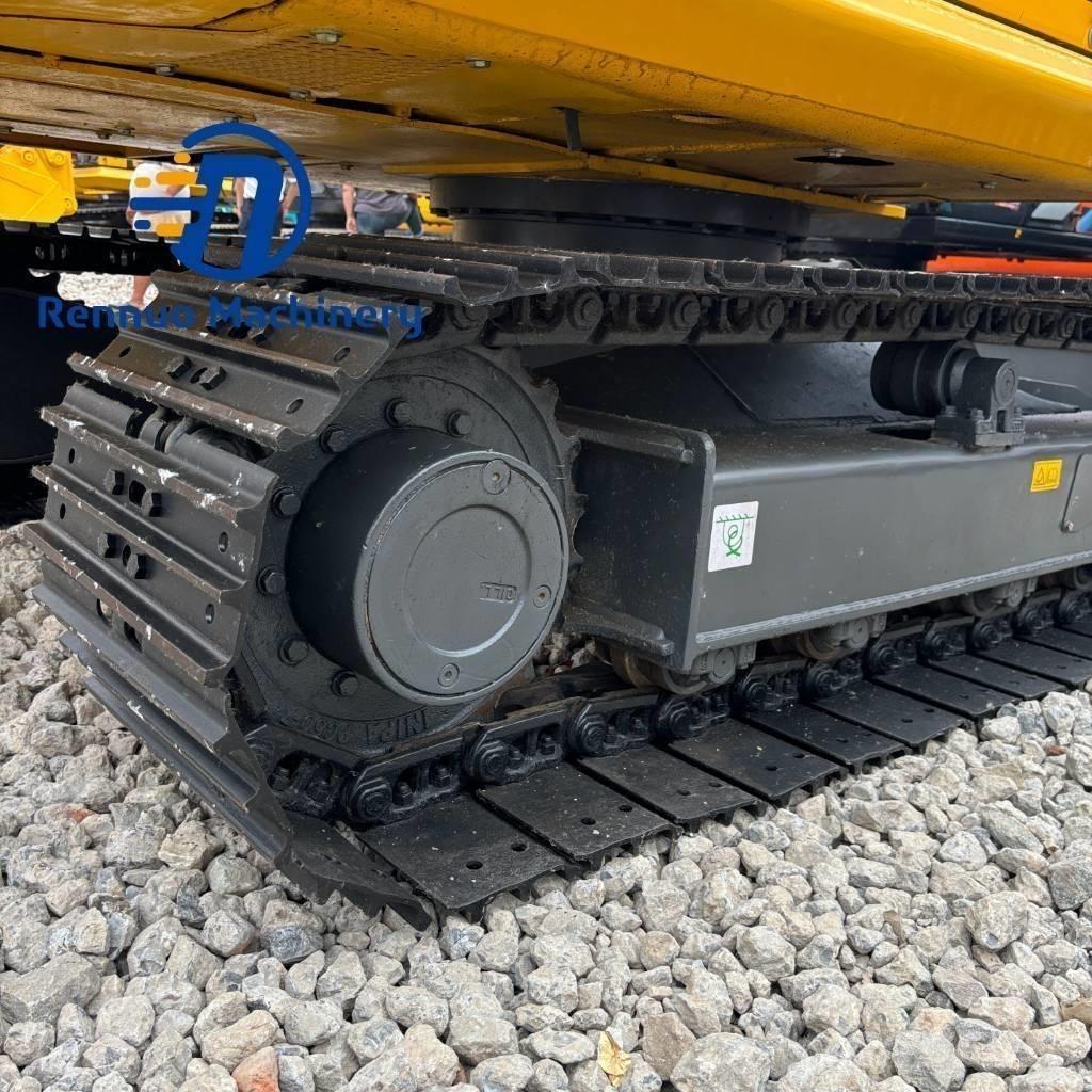Komatsu PC 70-8 小型挖掘机