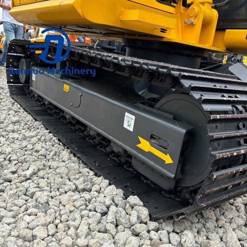 Komatsu PC 70-8 小型挖掘机