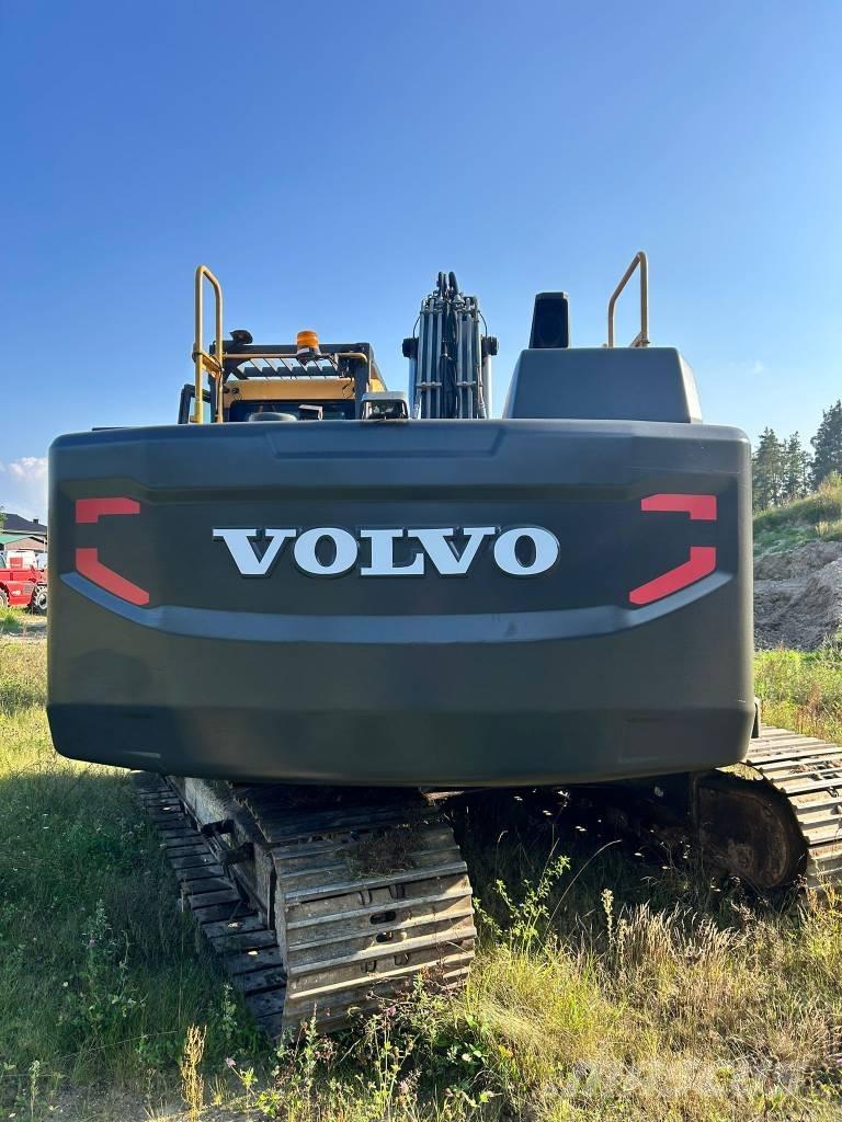 Volvo EC 220 E 履带挖掘机