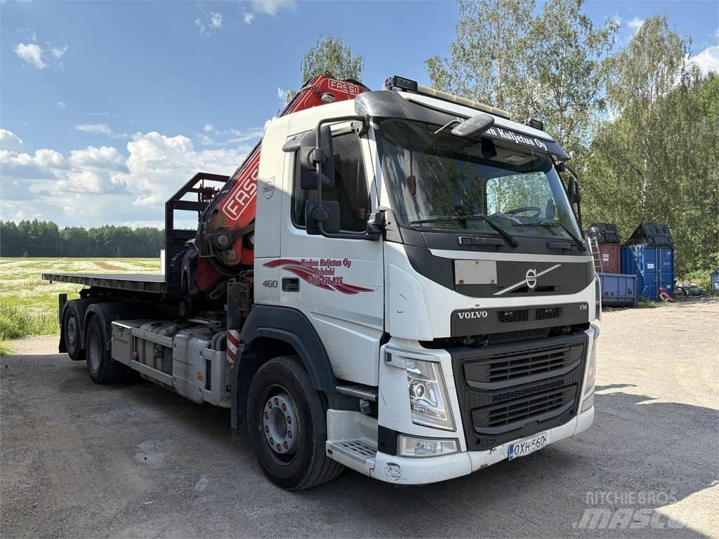 Volvo FM460 6x2*4 起重车