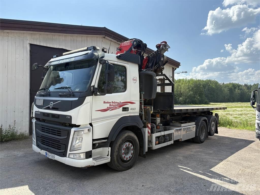 Volvo FM460 6x2*4 起重车