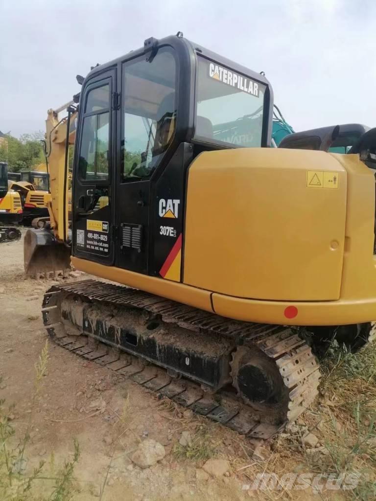 CAT 307E2 中型挖掘机