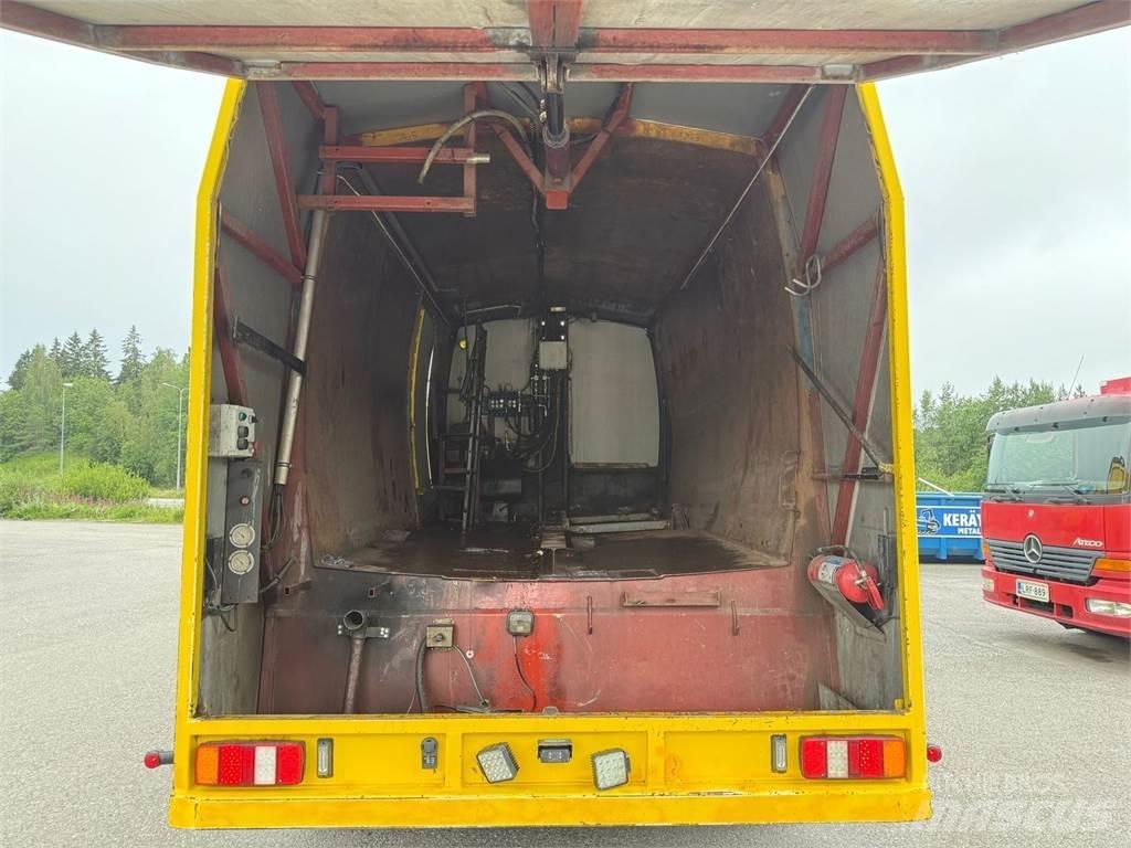 Scania P380 6x2*4 起重车