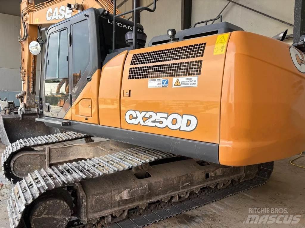 CASE CX250D 履带挖掘机