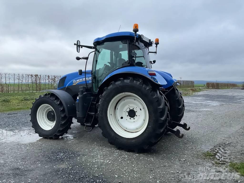 New Holland T 7.210 拖拉机/农用车