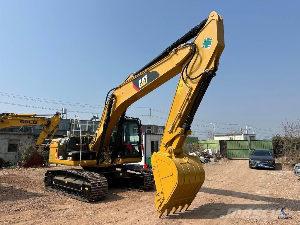CAT 320D 履带挖掘机