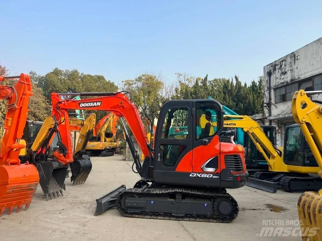 Doosan DX 60-9C 小型挖掘机