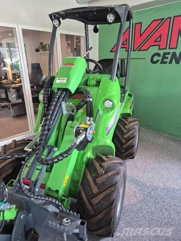 Avant 635 滑移装载机
