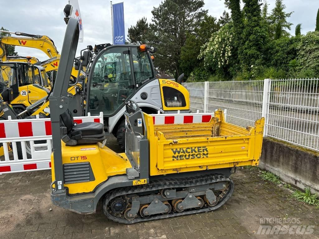 Wacker Neuson DT 15 履带式自卸车