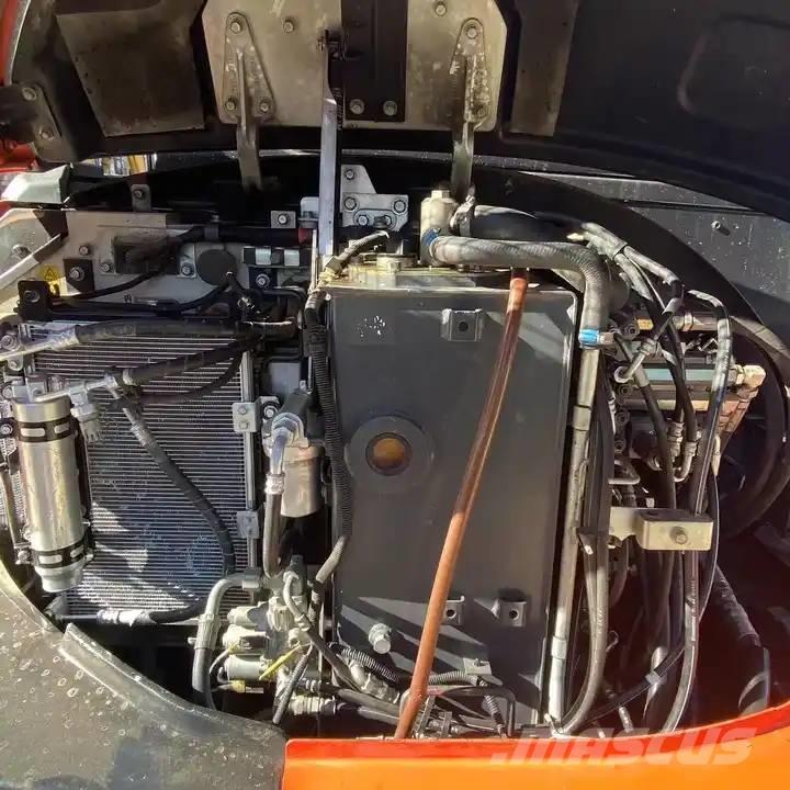 Kubota KX165-5 小型挖掘机