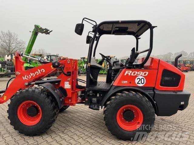 Kubota R 090 轮式装载机