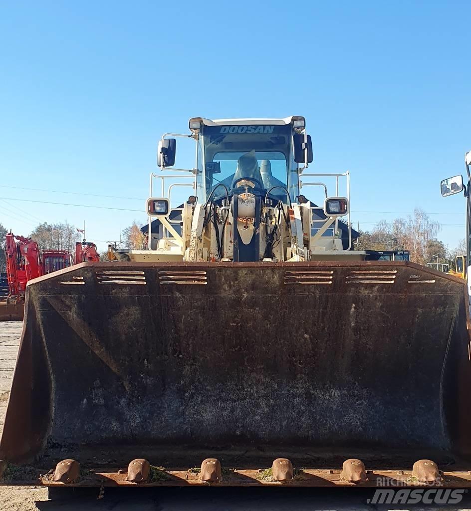 Doosan DL 550-5 轮式装载机