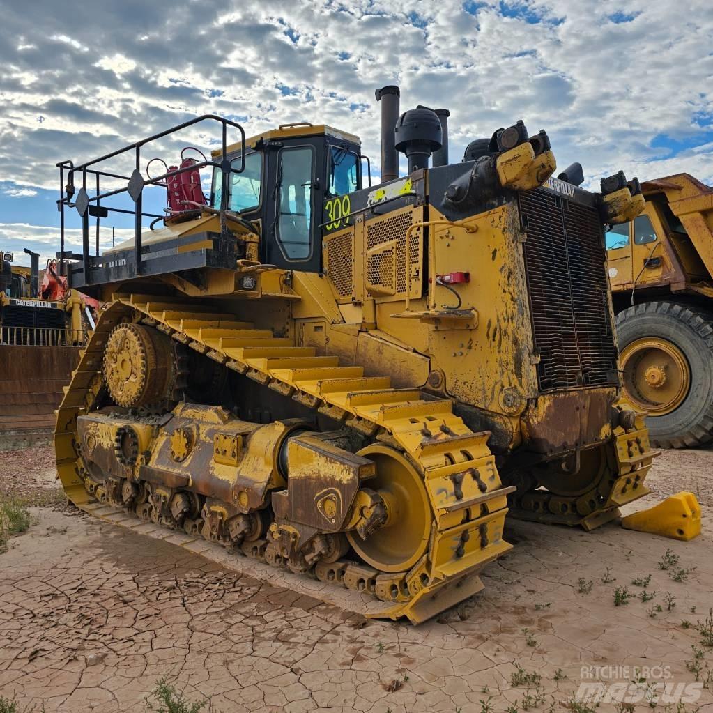 CAT D11R 履带式推土机