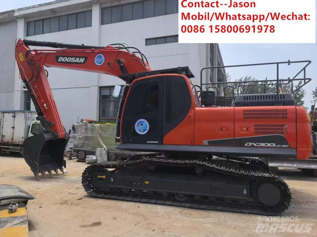 Doosan DX 300 LCA 履带挖掘机
